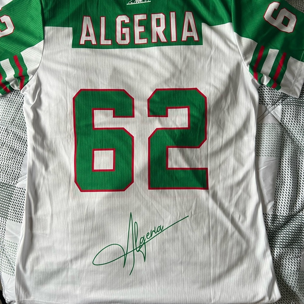 Sporto Green and White Jersey for men and women’s